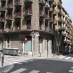 Espai Barcelona Paralel Apartments